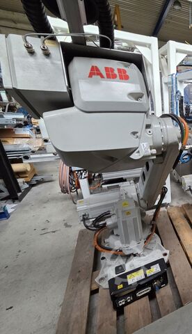 روبوت صناعي ABB IRB 2600