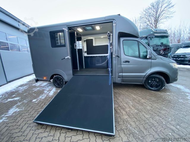 Dyrfrakter MERCEDES-BENZ STX Sprinter  GG 4,100KG  Haras Hengste