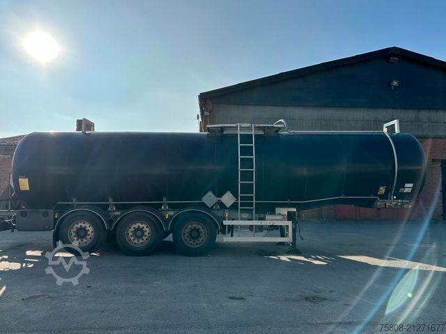 Semi trailer tangki Magyar MAGYAR