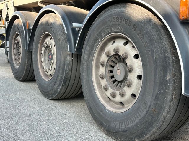 Semi trailer tangki Magyar MAGYAR