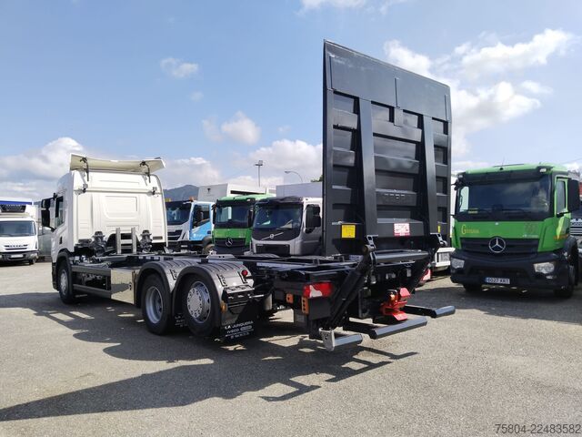 LKW-Fahrgestell SCANIA P 500