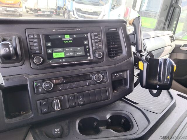 LKW-Fahrgestell SCANIA P 500