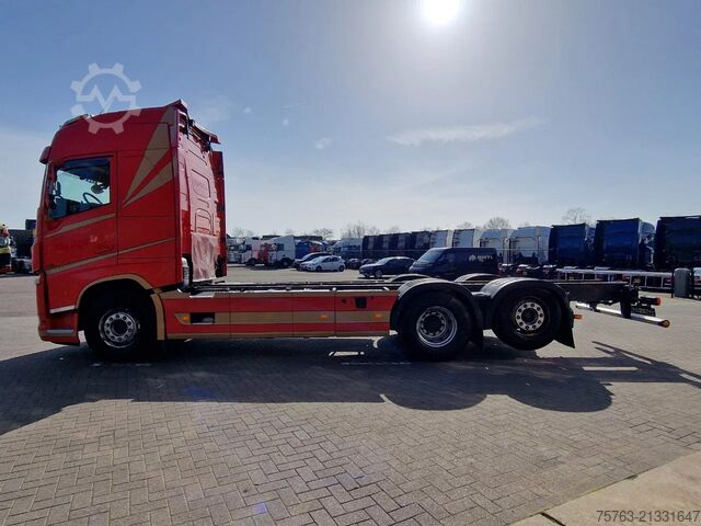 Chassis with cab Volvo FH 13.540 Globetrotter 6x2*4 - Retarder - I par...