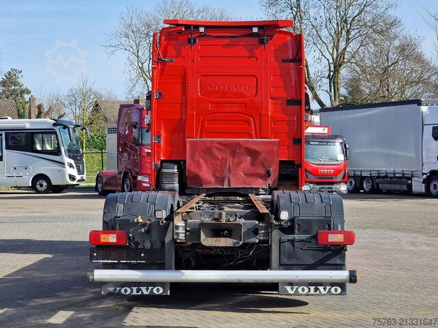 Chassis with cab Volvo FH 13.540 Globetrotter 6x2*4 - Retarder - I par...