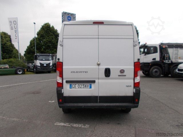 Fourgon tôlé Fiat DUCATO