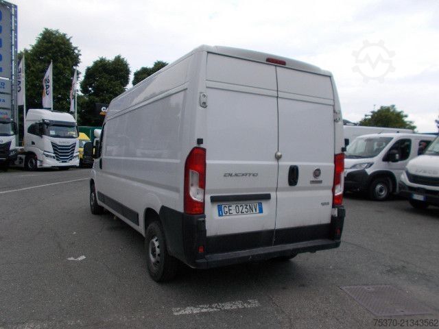 Fourgon tôlé Fiat DUCATO