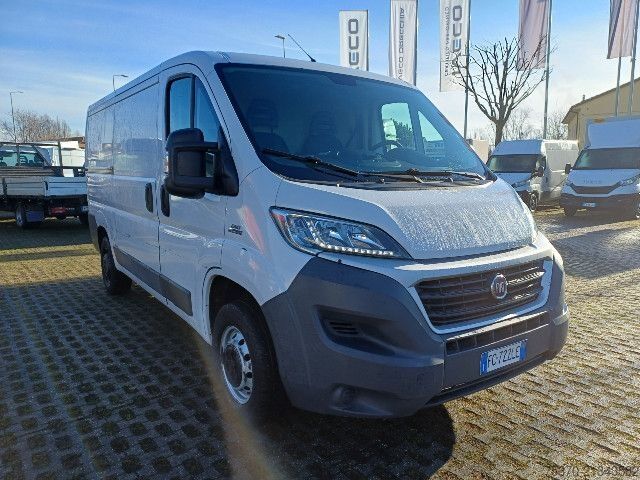 Fourgon tôlé Fiat DUCATO