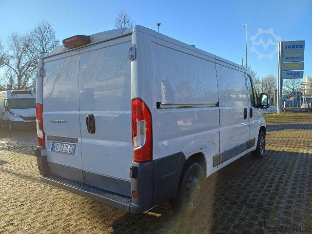 Fourgon tôlé Fiat DUCATO