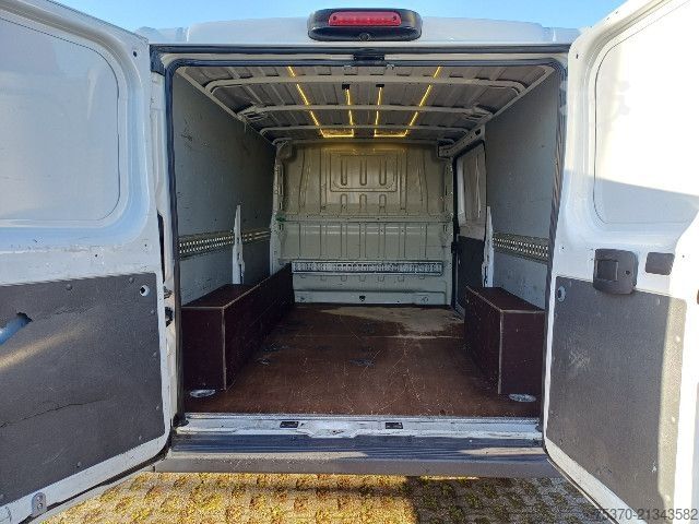 Fourgon tôlé Fiat DUCATO