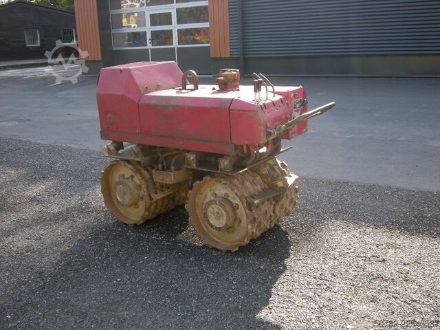 Compacteurs à pieds de mouton DELMAG Vx60E
