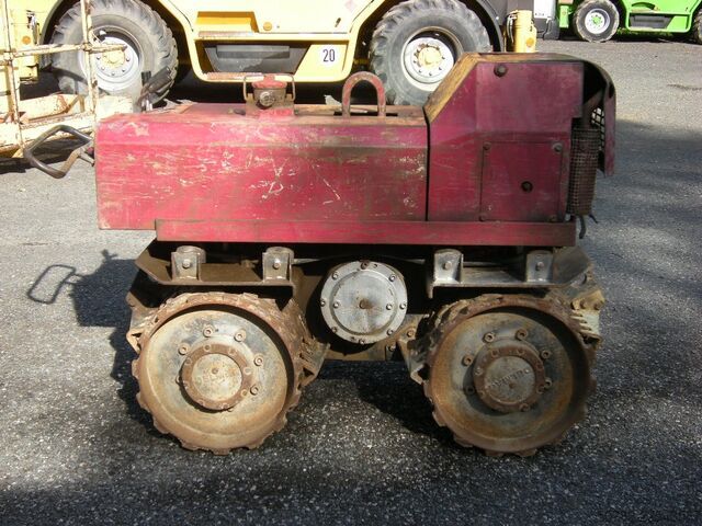 Compacteurs à pieds de mouton DELMAG Vx60E