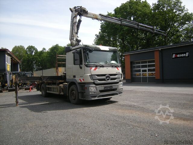 Camion Mercedes-Benz Actros 1848 Pritsche mit Kran