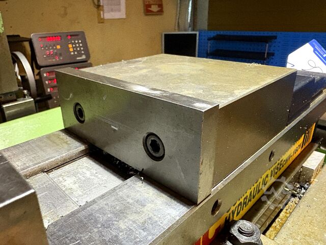 Гідравлічні машинні лещата SAFEWAY CHV-160V