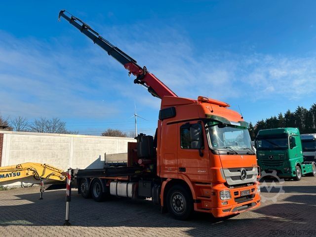 Auto-dizalica montirana na kamionu MERCEDES-BENZ 2541 Actros Plattform + FASSI Kran 6X2