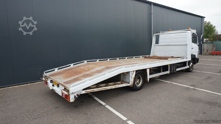 Furgon transportues makinash Mercedes-Benz 814 machine transporter truck