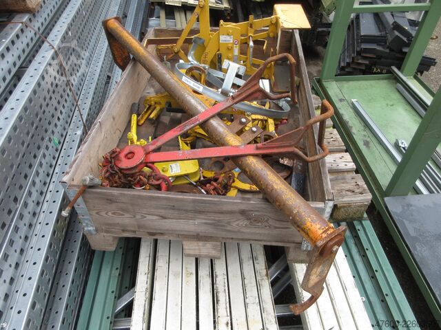 Incl. 3 rolling carts / transport trolleys for mandrels Posten Lastaufnahmemittel Traversen Greifer Fassheber Lasttraversen
