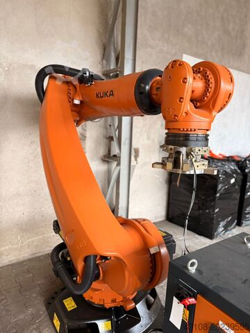 Industrijski robot KUKA KR 240 R2900 C Ultra
