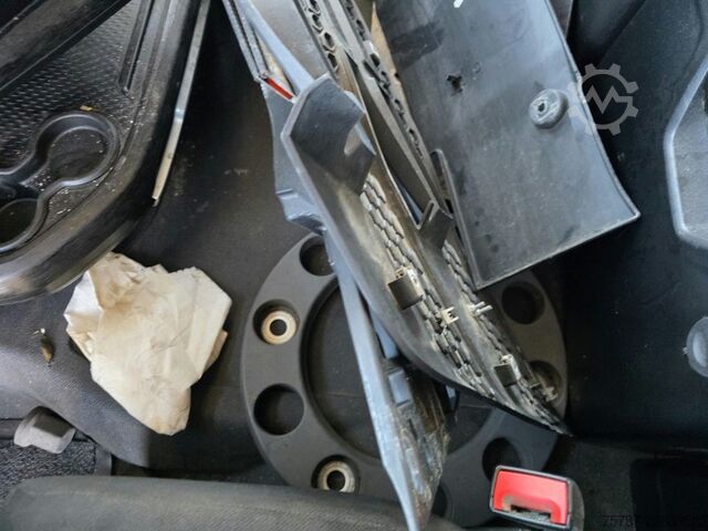 Unit traktor standard IVECO 490 S-Way mit kleinem Unfallschaden, Retarder