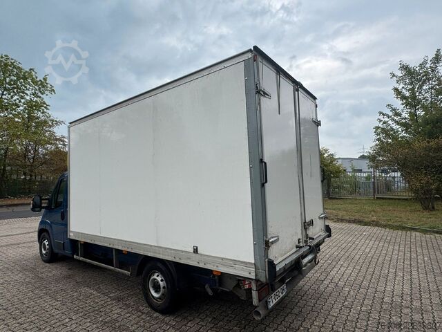 Transporter mit Koffer FIAT Ducato koffer mit ladebordwand