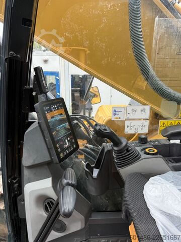 Chain excavator CATERPILLAR 352 mit CE und EPA