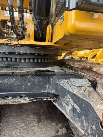 Chain excavator CATERPILLAR 352 mit CE und EPA