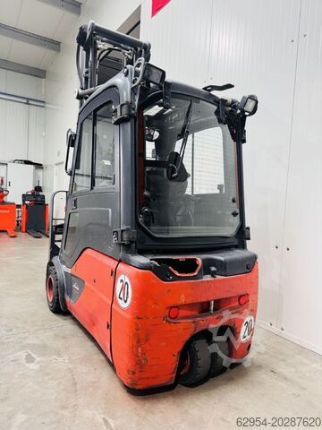 Elektrisk trehjulsgaffeltruck Linde E 20 L-02 EVO Triplex Kabine