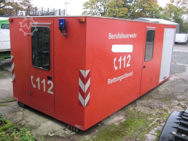 Andre  Abrollbehälter Feuerwehr Rettungsdienst AB MANV