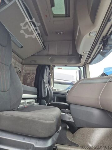 חומרים מסוכנים DAF XF 480 FT SUPER SPACE CAB ADR