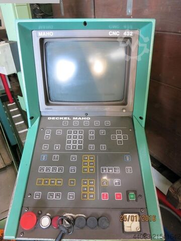 Bearbeitungszentrum - Universal MAHO MH 700 S