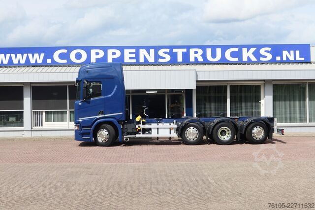 Chassi med hytt Scania R410 8x2 Chassis cabine Slaapcabine