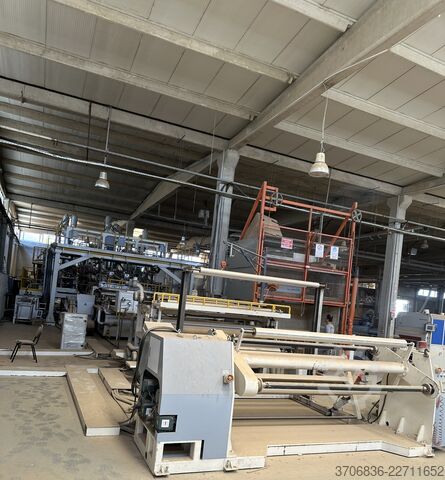 3 sluoksnių koekstruzijos lakštų gamybos linija Fong Kee International Machinery TSE-90/150/150-2400