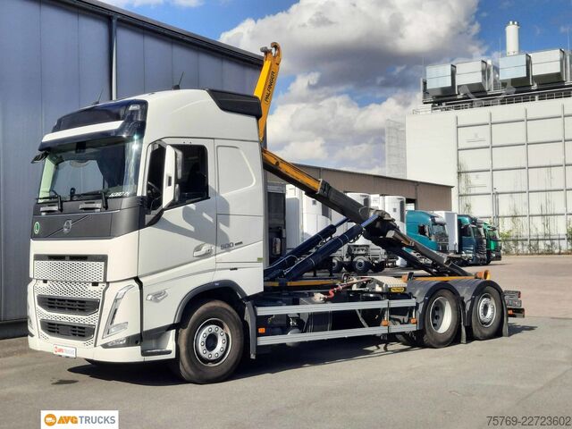 Āķa konteineru automašīna VOLVO FH 500 Globetrotter Lenkachse Funk Standklima