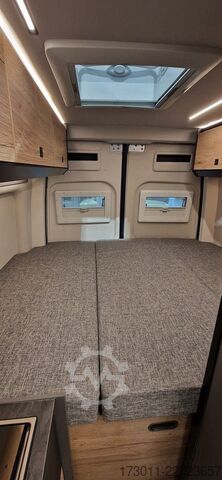 کمپرون PÖSSL Pössl Roadstar XT - Mercedes Sprinter 4x4