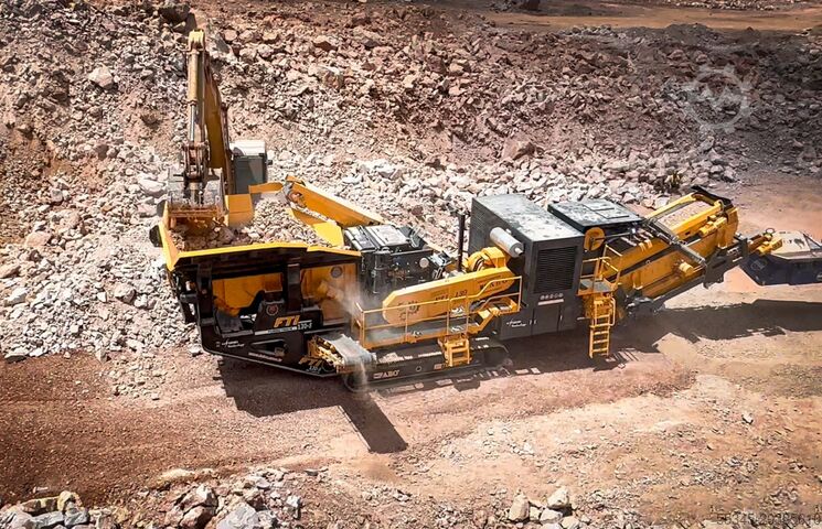 Crushing equipment/mobile crushing plant Fabo Mobile Crushing Plant Mobile Crushing Plant 400-450 tph
