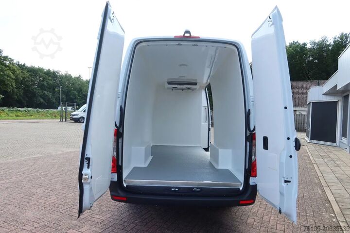 Refrigerated/freezer transport (delivery van) Mercedes-Benz Sprinter 317 CDI Koelwagen L3/H2 NIEUW