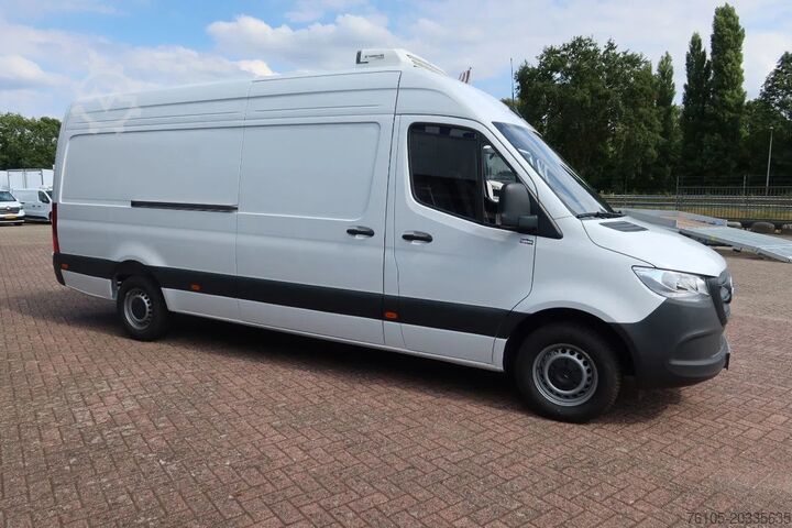 Refrigerated/freezer transport (delivery van) Mercedes-Benz Sprinter 317 CDI Koelwagen L3/H2 NIEUW