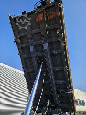 Kiepwagen Volvo FMX 460 8x4 Bordmatik