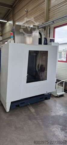 Vertikaalne töötlemiskeskus Mikron mit 14768 Spindelstunden VCE1400+