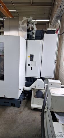 Vertikaalne töötlemiskeskus Mikron mit 14768 Spindelstunden VCE1400+