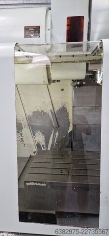 Vertikaalne töötlemiskeskus Mikron mit 14768 Spindelstunden VCE1400+
