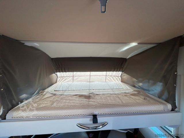 Entegre karavan MOBILVETTA I 90 KEA | Face 2 Face, Franz. Bett