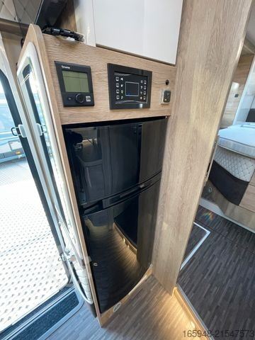 Entegre karavan MOBILVETTA I 90 KEA | Face 2 Face, Franz. Bett