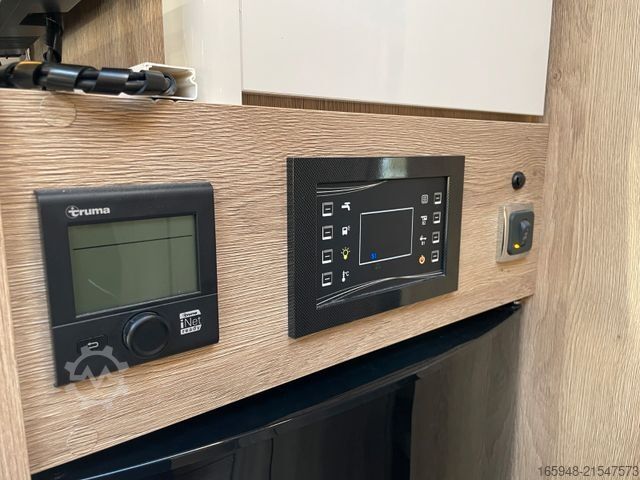 Entegre karavan MOBILVETTA I 90 KEA | Face 2 Face, Franz. Bett