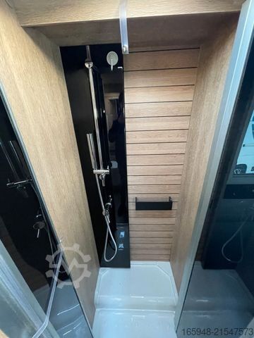 Entegre karavan MOBILVETTA I 90 KEA | Face 2 Face, Franz. Bett