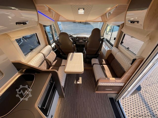 Entegre karavan MOBILVETTA I 90 KEA | Face 2 Face, Franz. Bett