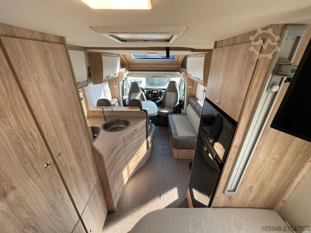 Yarı entegre karavan EURAMOBIL 675 SB PROFILA RS | Hubbett, Französisches Bett