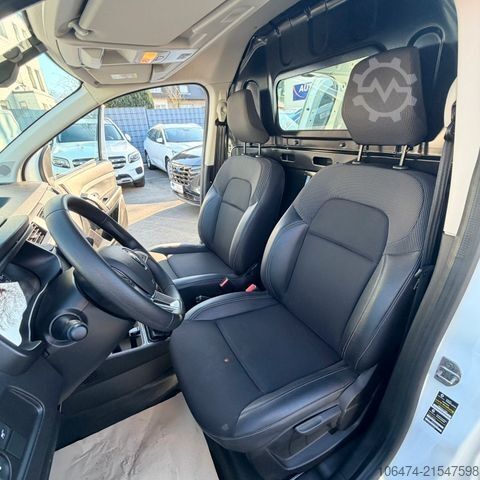 Panelvan RENAULT Express dCi 95 Extra # AHK # Regal # Kamera