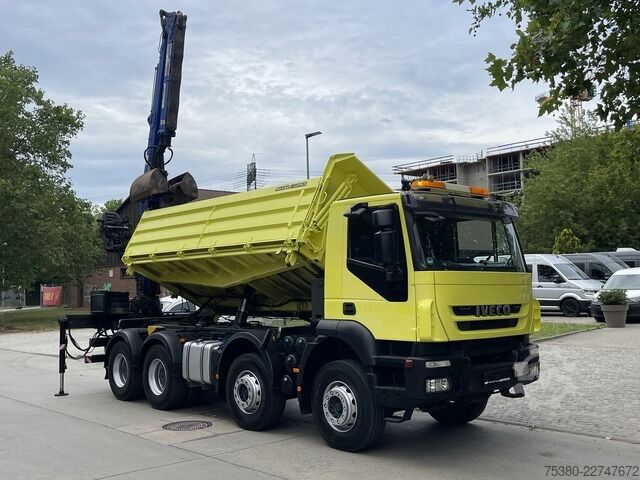 رافعة مثبتة على شاحنة iveco Stralis AD340T41  8x4 *KLIMA*PENZ 10.83H Kran*