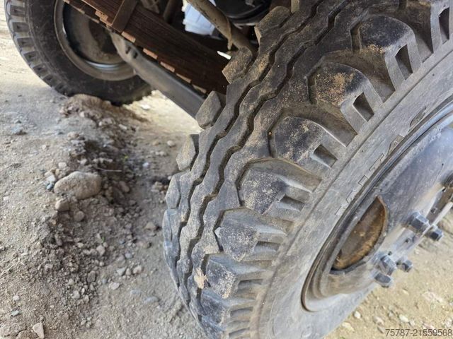 Tovorno vozilo za posebne namene  W50 L/LF IFA Löschfahrzeug mit Pumpe + Tank