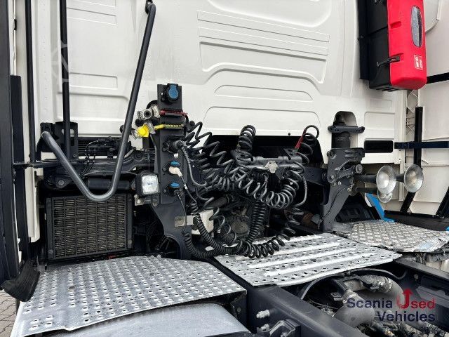 Tractor estándar Scania R 500 A4x2NB RETARDER DIFF-L  P-AIRCO SMART2